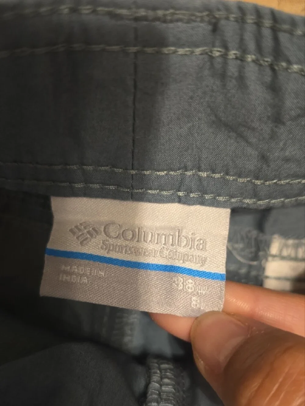 Columbia Men's Washed Out Chino Shorts Blue 38W 8L Excellent Condition